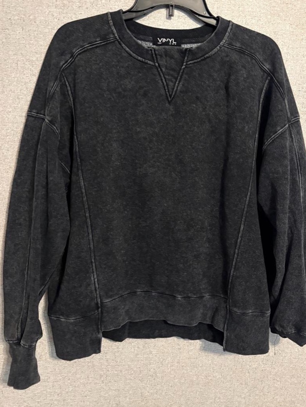 VINYL ICONS women's Black Crewneck Sweatshirt XL*EXC CO